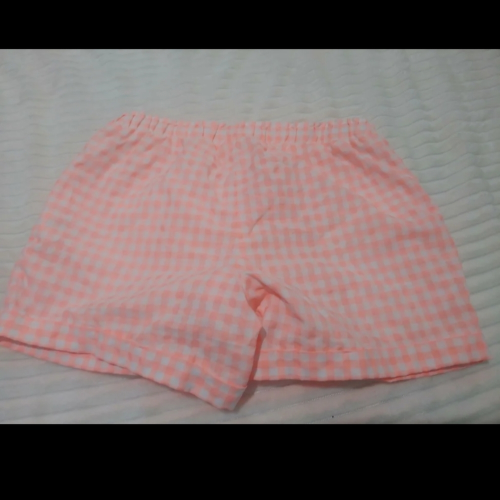 Shorts - Picture 3 of 3